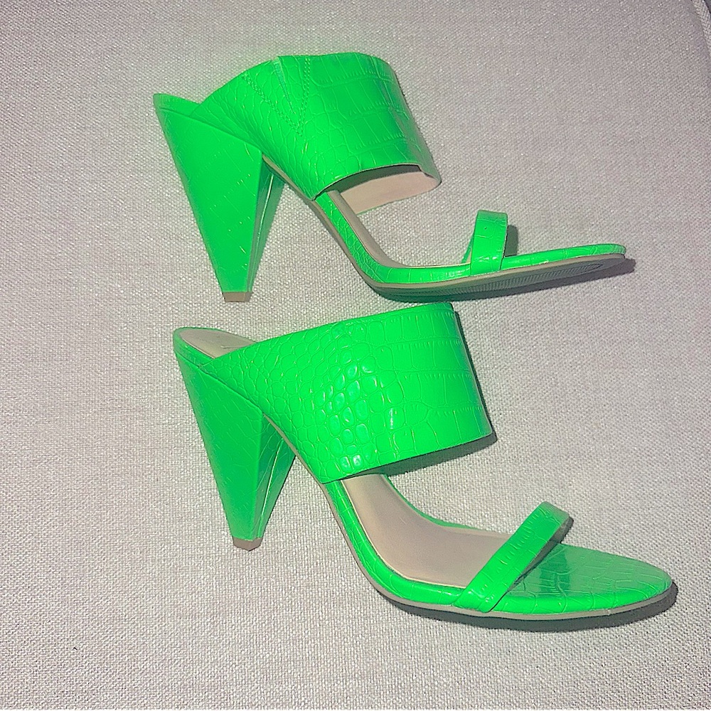 Lime green INC heels 🍋‍🟩 ✨